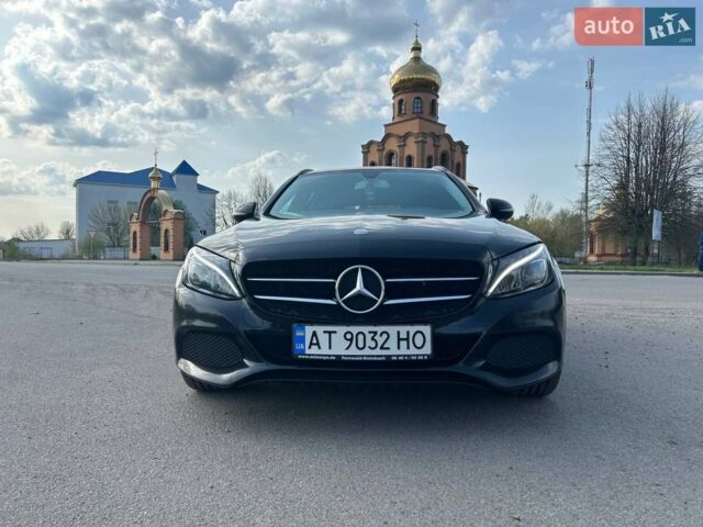 Чорний Мерседес Ц-Клас, об'ємом двигуна 2.14 л та пробігом 278 тис. км за 15500 $, фото 1 на Automoto.ua
