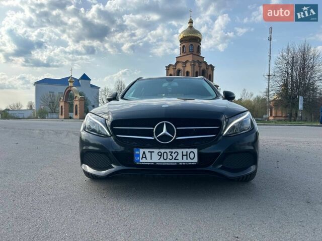 Чорний Мерседес Ц-Клас, об'ємом двигуна 2.14 л та пробігом 278 тис. км за 15800 $, фото 1 на Automoto.ua