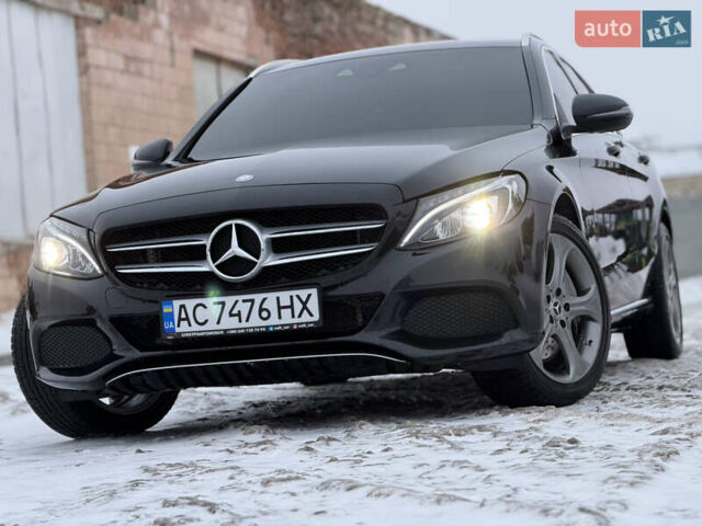 Черный Мерседес Ц-Класс, объемом двигателя 1.99 л и пробегом 108 тыс. км за 23500 $, фото 1 на Automoto.ua