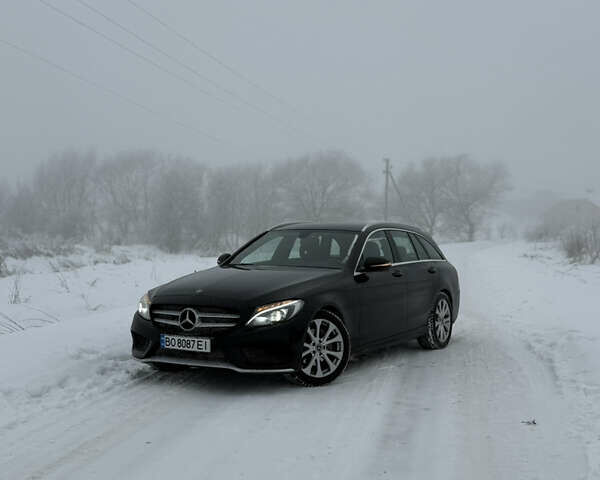 Чорний Мерседес Ц-Клас, об'ємом двигуна 2.14 л та пробігом 331 тис. км за 18499 $, фото 1 на Automoto.ua