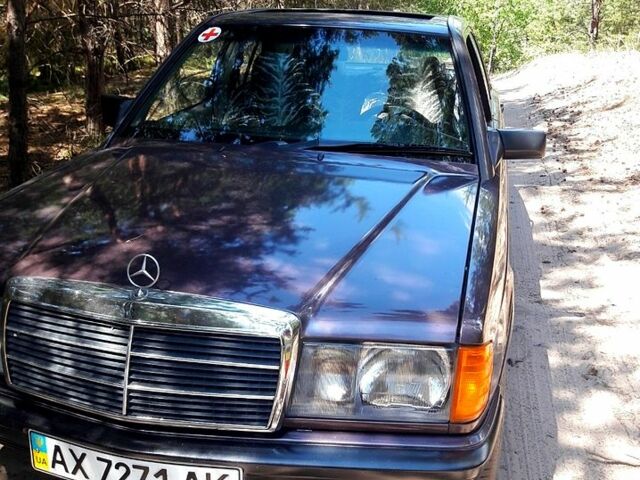 Фиолетовый Мерседес Ц-Класс, объемом двигателя 1.8 л и пробегом 190 тыс. км за 5000 $, фото 1 на Automoto.ua