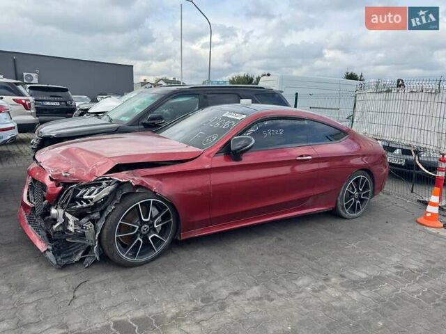 Красный Мерседес Ц-Класс, объемом двигателя 1.99 л и пробегом 93 тыс. км за 23000 $, фото 1 на Automoto.ua