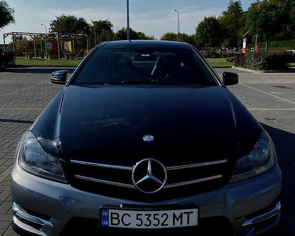 Мерседес Ц-Клас, об'ємом двигуна 1.8 л та пробігом 290 тис. км за 10000 $, фото 1 на Automoto.ua