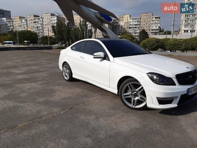 Мерседес Ц-Класс, объемом двигателя 1.8 л и пробегом 140 тыс. км за 14000 $, фото 1 на Automoto.ua