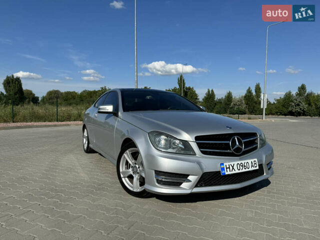 Мерседес Ц-Класс, объемом двигателя 1.8 л и пробегом 173 тыс. км за 14000 $, фото 1 на Automoto.ua
