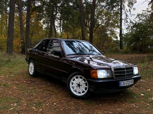 Мерседес Ц-Класс 1985 в Черкассах на Automoto.ua Мерседес Ц-Класс, объемом двигателя 2 л и пробегом 300 тыс. км за 2700 $, фото 1 на Automoto.ua