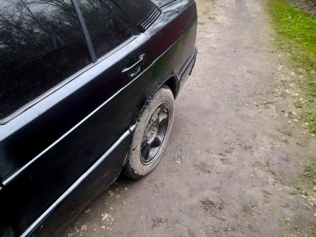 Мерседес Ц-Клас, об'ємом двигуна 2 л та пробігом 180 тис. км за 650 $, фото 1 на Automoto.ua