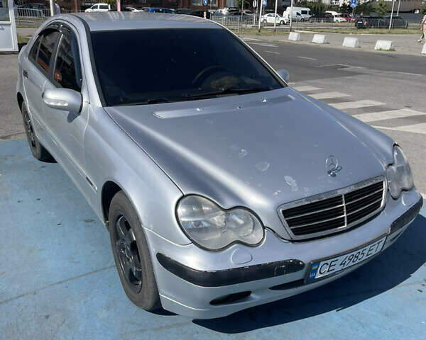 Мерседес Ц-Клас, об'ємом двигуна 2.1 л та пробігом 300 тис. км за 4200 $, фото 1 на Automoto.ua