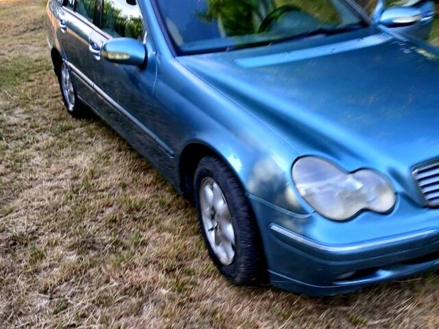 Мерседес Ц-Клас, об'ємом двигуна 2.2 л та пробігом 240 тис. км за 5000 $, фото 1 на Automoto.ua