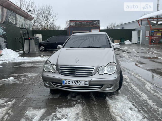 Мерседес Ц-Класс, объемом двигателя 2.2 л и пробегом 370 тыс. км за 7400 $, фото 1 на Automoto.ua