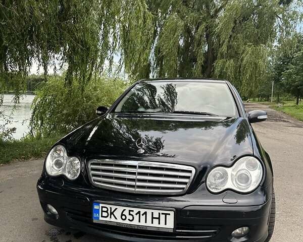 Мерседес Ц-Клас, об'ємом двигуна 0 л та пробігом 213 тис. км за 6600 $, фото 1 на Automoto.ua