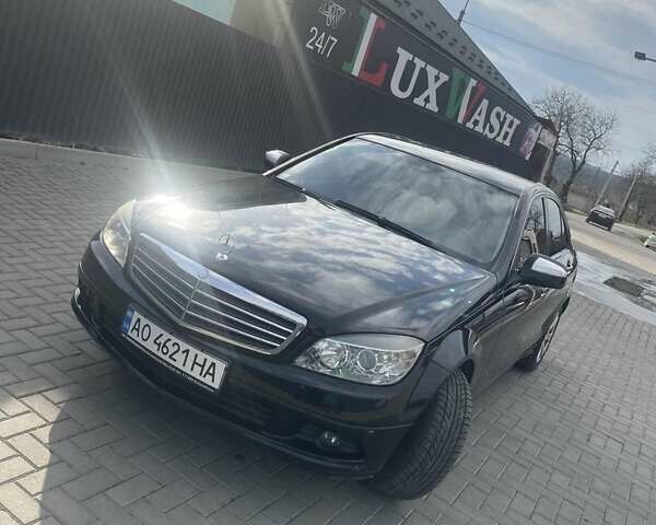 Мерседес Ц-Класс, объемом двигателя 2.2 л и пробегом 230 тыс. км за 10800 $, фото 1 на Automoto.ua