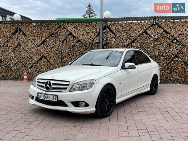 Мерседес Ц-Класс 2009 в Ивано-Франковске на Automoto.ua Мерседес Ц-Класс, объемом двигателя 1.8 л и пробегом 195 тыс. км за 10500 $, фото 1 на Automoto.ua