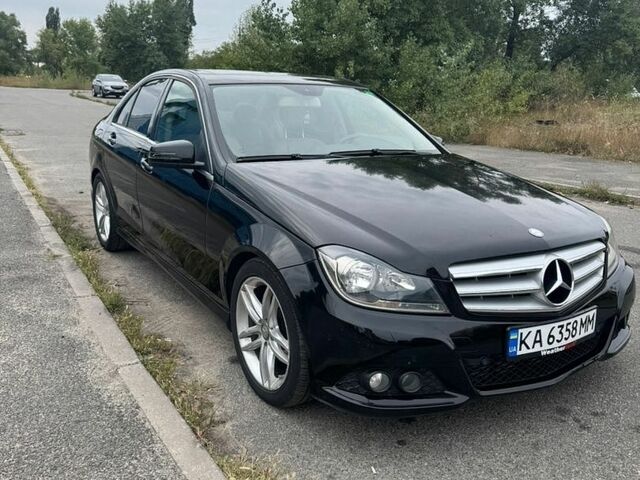 Мерседес Ц-Класс, объемом двигателя 1.8 л и пробегом 128 тыс. км за 9500 $, фото 1 на Automoto.ua