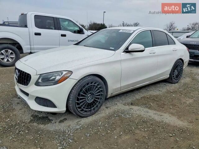 Мерседес Ц-Клас, об'ємом двигуна 0 л та пробігом 128 тис. км за 7000 $, фото 1 на Automoto.ua