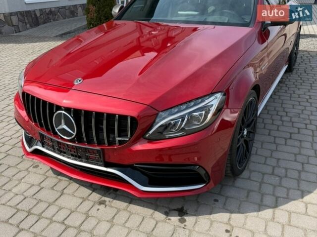 Мерседес Ц-Класс, объемом двигателя 3.98 л и пробегом 100 тыс. км за 50000 $, фото 1 на Automoto.ua