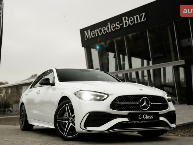 купити нове авто Мерседес Ц-Клас 2024 року від офіційного дилера Mercedes-Benz на Набережній Мерседес фото
