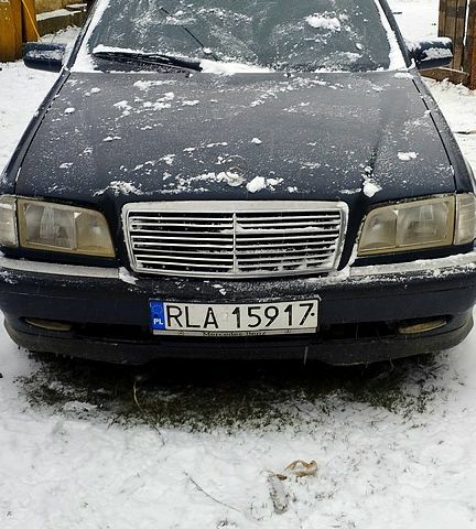 Мерседес Ц-Клас, об'ємом двигуна 1.8 л та пробігом 235 тис. км за 1000 $, фото 1 на Automoto.ua
