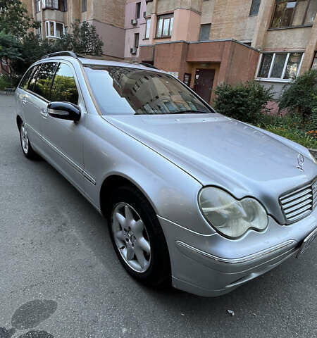 Мерседес Ц-Класс, объемом двигателя 2.6 л и пробегом 290 тыс. км за 4200 $, фото 1 на Automoto.ua