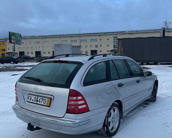 Мерседес Ц-Класс, объемом двигателя 2.2 л и пробегом 400 тыс. км за 2500 $, фото 1 на Automoto.ua