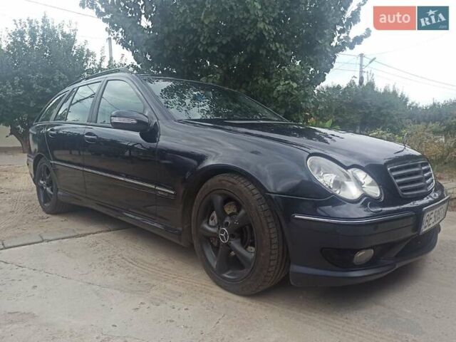 Мерседес Ц-Класс, объемом двигателя 1.8 л и пробегом 320 тыс. км за 6500 $, фото 1 на Automoto.ua