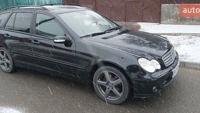 Мерседес Ц-Класс, объемом двигателя 2.2 л и пробегом 326 тыс. км за 7700 $, фото 1 на Automoto.ua