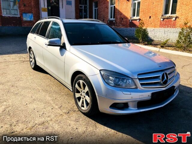 Мерседес Ц-Клас, об'ємом двигуна 22 л та пробігом 240 тис. км за 8500 $, фото 1 на Automoto.ua