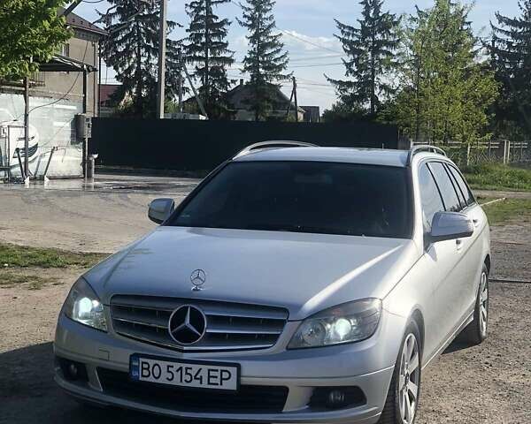 Мерседес Ц-Класс, объемом двигателя 2.1 л и пробегом 286 тыс. км за 8800 $, фото 1 на Automoto.ua