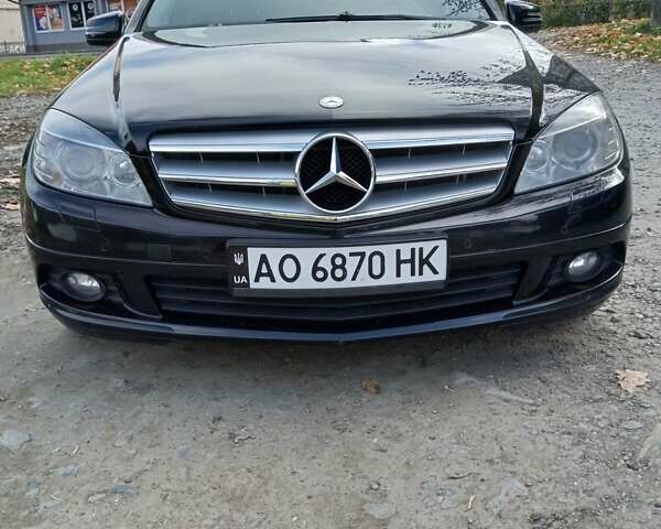 Мерседес Ц-Класс, объемом двигателя 2.2 л и пробегом 347 тыс. км за 8900 $, фото 1 на Automoto.ua