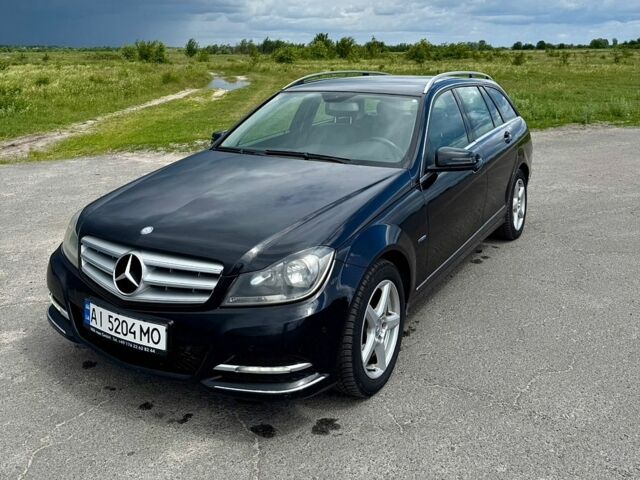 Мерседес Ц-Класс, объемом двигателя 2.1 л и пробегом 335 тыс. км за 8999 $, фото 1 на Automoto.ua