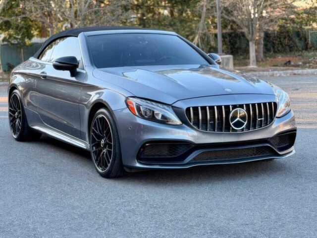 Сірий Мерседес Ц-Клас, об'ємом двигуна 4 л та пробігом 63 тис. км за 14200 $, фото 1 на Automoto.ua