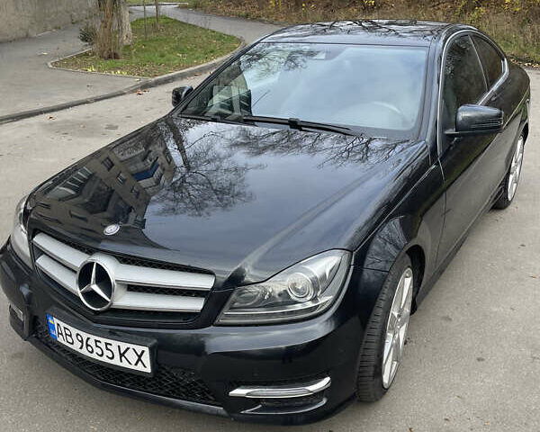Серый Мерседес Ц-Класс, объемом двигателя 1.6 л и пробегом 231 тыс. км за 12800 $, фото 1 на Automoto.ua