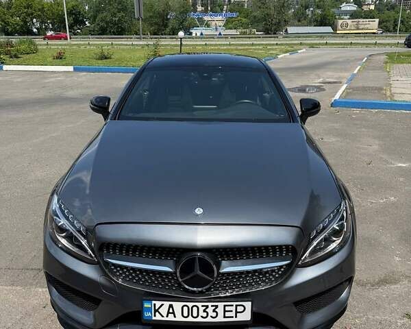 Серый Мерседес Ц-Класс, объемом двигателя 3 л и пробегом 87 тыс. км за 37999 $, фото 1 на Automoto.ua
