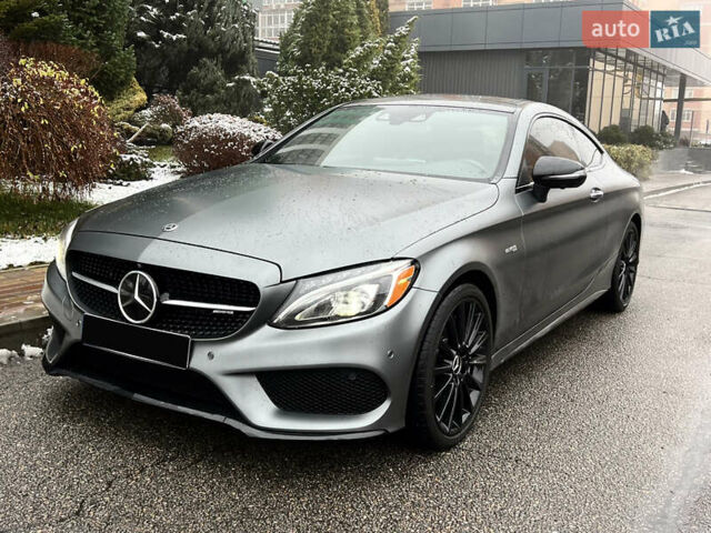 Сірий Мерседес Ц-Клас, об'ємом двигуна 3 л та пробігом 89 тис. км за 29500 $, фото 1 на Automoto.ua