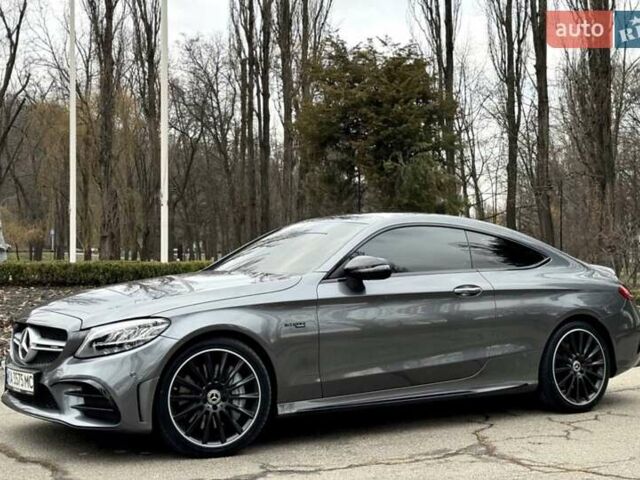 Сірий Мерседес Ц-Клас, об'ємом двигуна 3 л та пробігом 110 тис. км за 40000 $, фото 1 на Automoto.ua