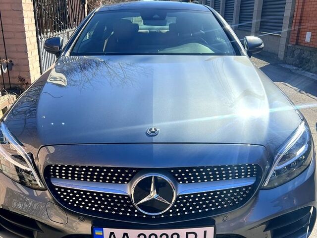 Сірий Мерседес Ц-Клас, об'ємом двигуна 2 л та пробігом 41 тис. км за 39000 $, фото 1 на Automoto.ua