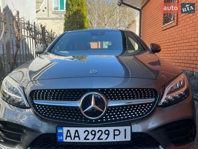 Серый Мерседес Ц-Класс, объемом двигателя 1.99 л и пробегом 41 тыс. км за 39850 $, фото 1 на Automoto.ua