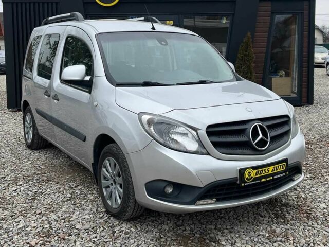 Сірий Мерседес Ц-Клас, об'ємом двигуна 1.5 л та пробігом 156 тис. км за 10999 $, фото 1 на Automoto.ua