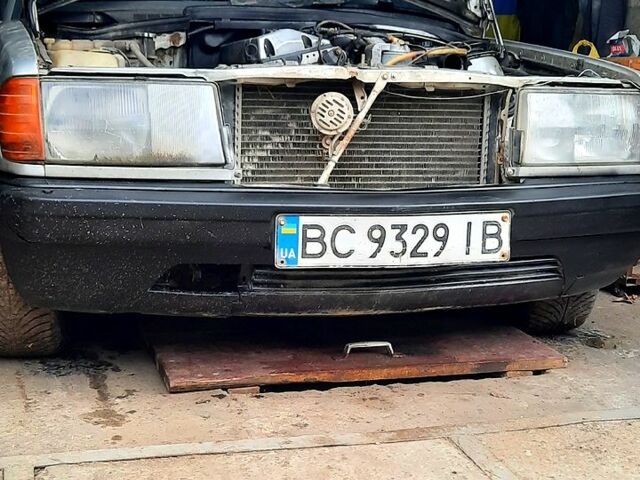 Сірий Мерседес Ц-Клас, об'ємом двигуна 2 л та пробігом 321 тис. км за 1000 $, фото 1 на Automoto.ua