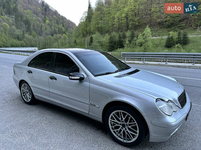 Сірий Мерседес Ц-Клас, об'ємом двигуна 2 л та пробігом 135 тис. км за 5700 $, фото 1 на Automoto.ua