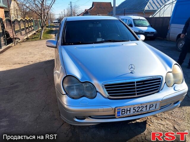 Сірий Мерседес Ц-Клас, об'ємом двигуна 2.1 л та пробігом 0 тис. км за 5100 $, фото 1 на Automoto.ua