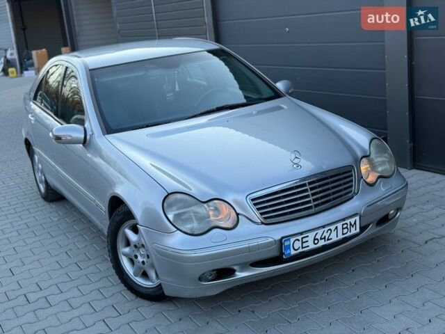 Сірий Мерседес Ц-Клас, об'ємом двигуна 2.2 л та пробігом 352 тис. км за 2999 $, фото 1 на Automoto.ua