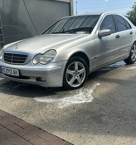 Сірий Мерседес Ц-Клас, об'ємом двигуна 1.8 л та пробігом 290 тис. км за 5200 $, фото 1 на Automoto.ua