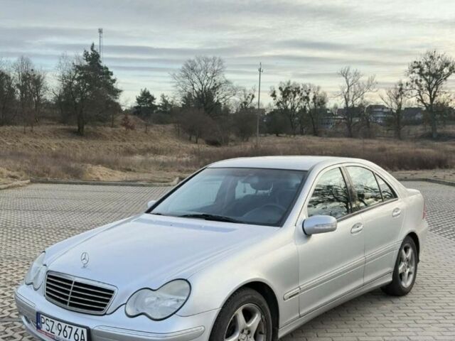 Серый Мерседес Ц-Класс, объемом двигателя 0 л и пробегом 283 тыс. км за 2000 $, фото 1 на Automoto.ua