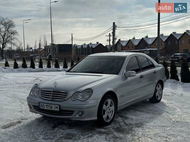 Сірий Мерседес Ц-Клас, об'ємом двигуна 1.8 л та пробігом 196 тис. км за 5800 $, фото 1 на Automoto.ua