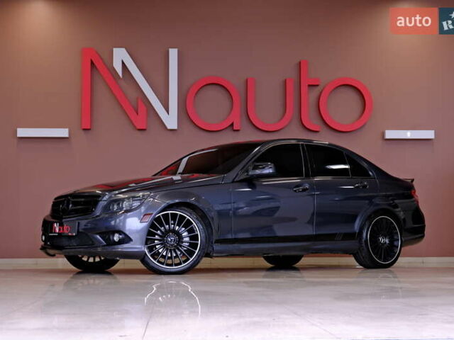 Сірий Мерседес Ц-Клас, об'ємом двигуна 3 л та пробігом 198 тис. км за 8900 $, фото 1 на Automoto.ua