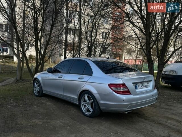 Серый Мерседес Ц-Класс, объемом двигателя 1.8 л и пробегом 370 тыс. км за 6699 $, фото 1 на Automoto.ua