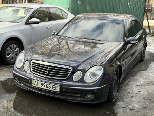 Серый Мерседес Ц-Класс, объемом двигателя 1.8 л и пробегом 200 тыс. км за 3000 $, фото 1 на Automoto.ua