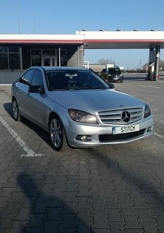 Серый Мерседес Ц-Класс, объемом двигателя 2.14 л и пробегом 341 тыс. км за 10250 $, фото 1 на Automoto.ua