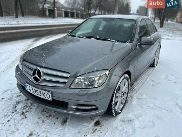Серый Мерседес Ц-Класс, объемом двигателя 1.8 л и пробегом 134 тыс. км за 9550 $, фото 1 на Automoto.ua